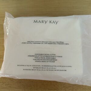 Mary Kay White Facial Cloths